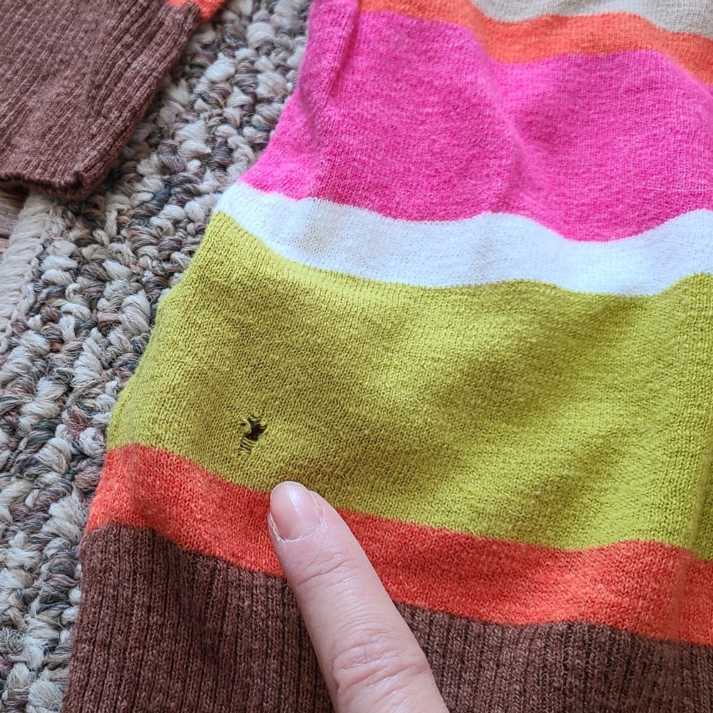 Jones New York L Women's Colorful Striped Sweater - Picture 10 of 13